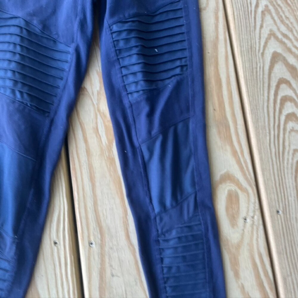 Alo Yoga Ribbed Mesh Leggings Tights Sz Small Navy Blue - Picture 3 of 10